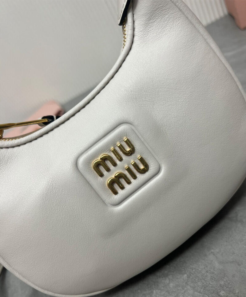 Miumiu Leather Hobo Bag 5BP084